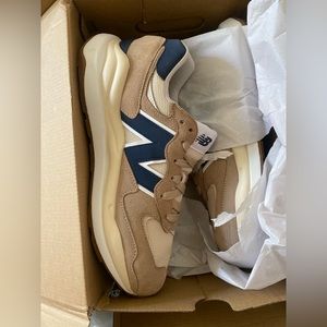 Brand new men’s size 11 New Balance